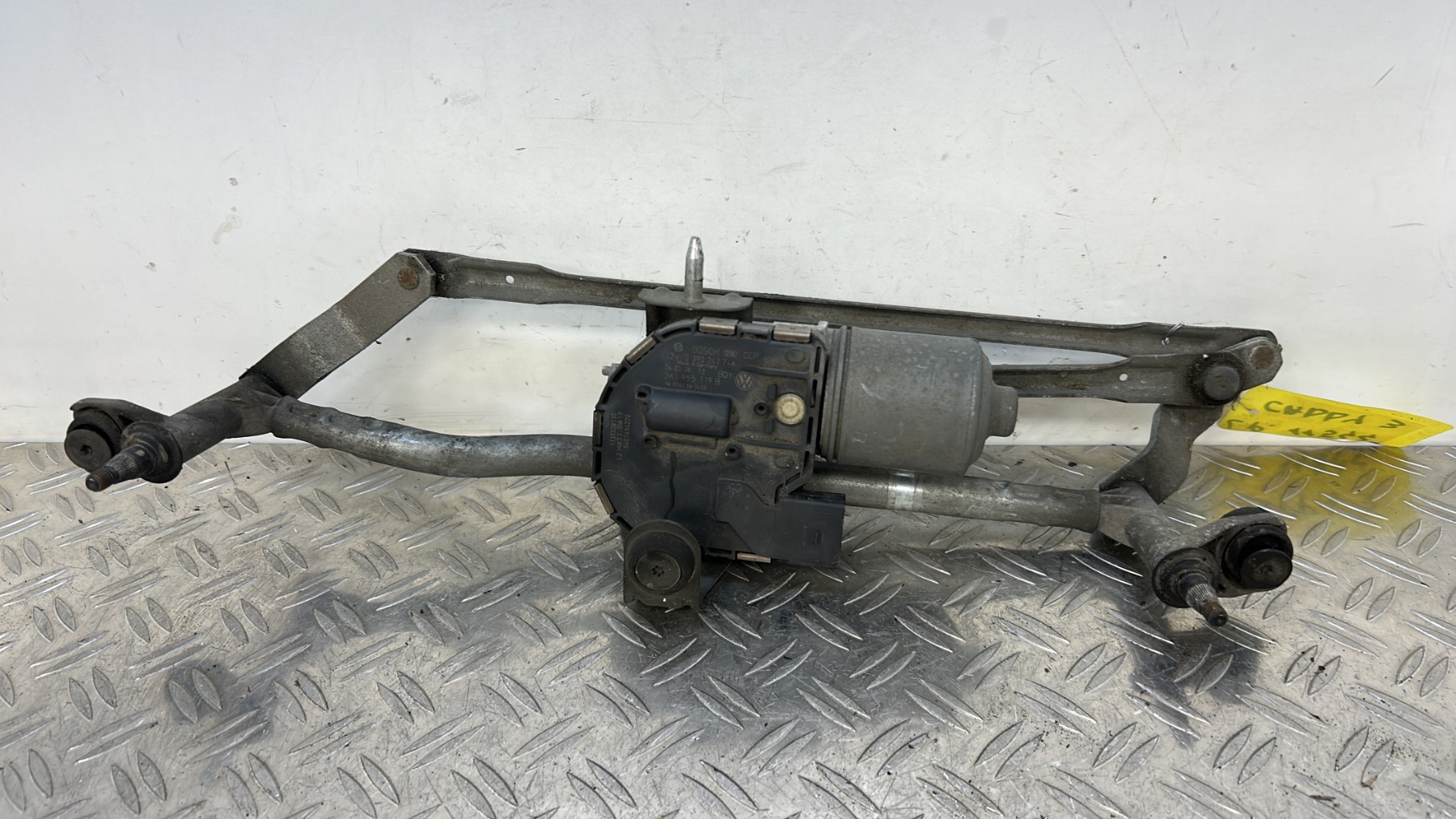 Moteur essuie glace avant VOLKSWAGEN CADDY 3 PHASE 1 – 2K1955119B