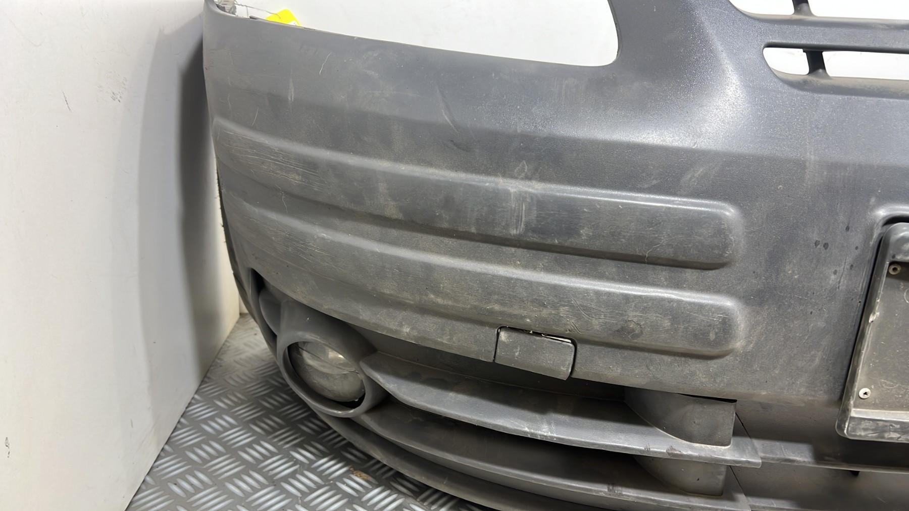 Pare choc avant VOLKSWAGEN CADDY 3 PHASE 1 – 2K08072177G9