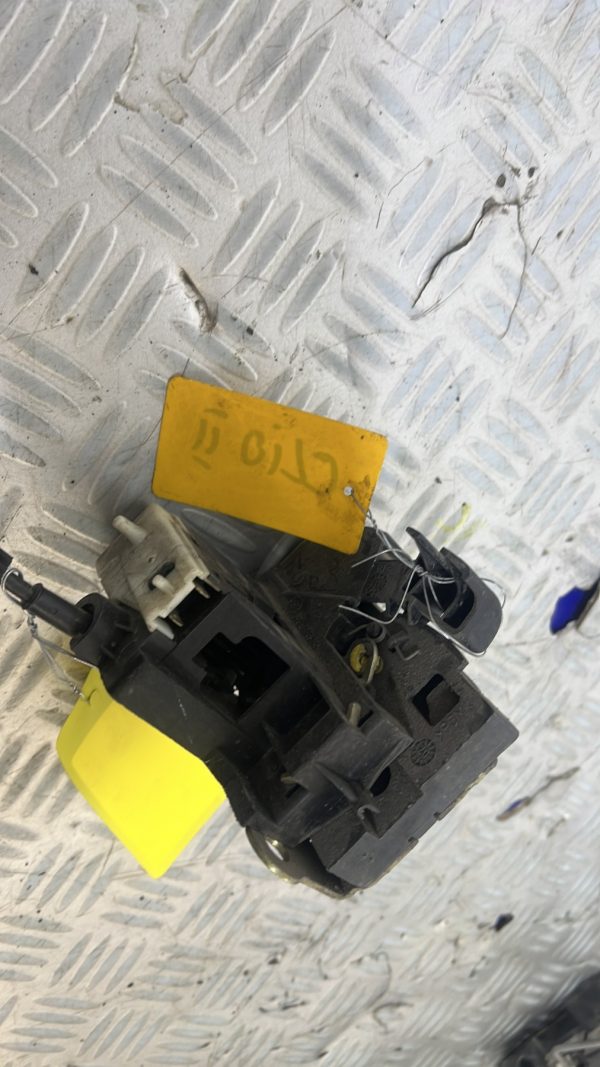 Serrure arriere gauche RENAULT CLIO 2 PHASE 1 – 7700415974