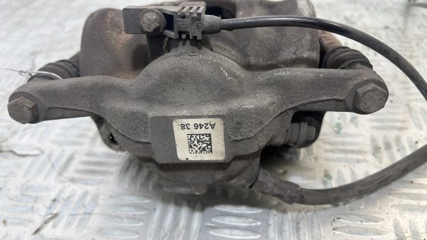 Etrier avant gauche (freinage) MERCEDES CLASSE A 176 PHASE 2 – A24638