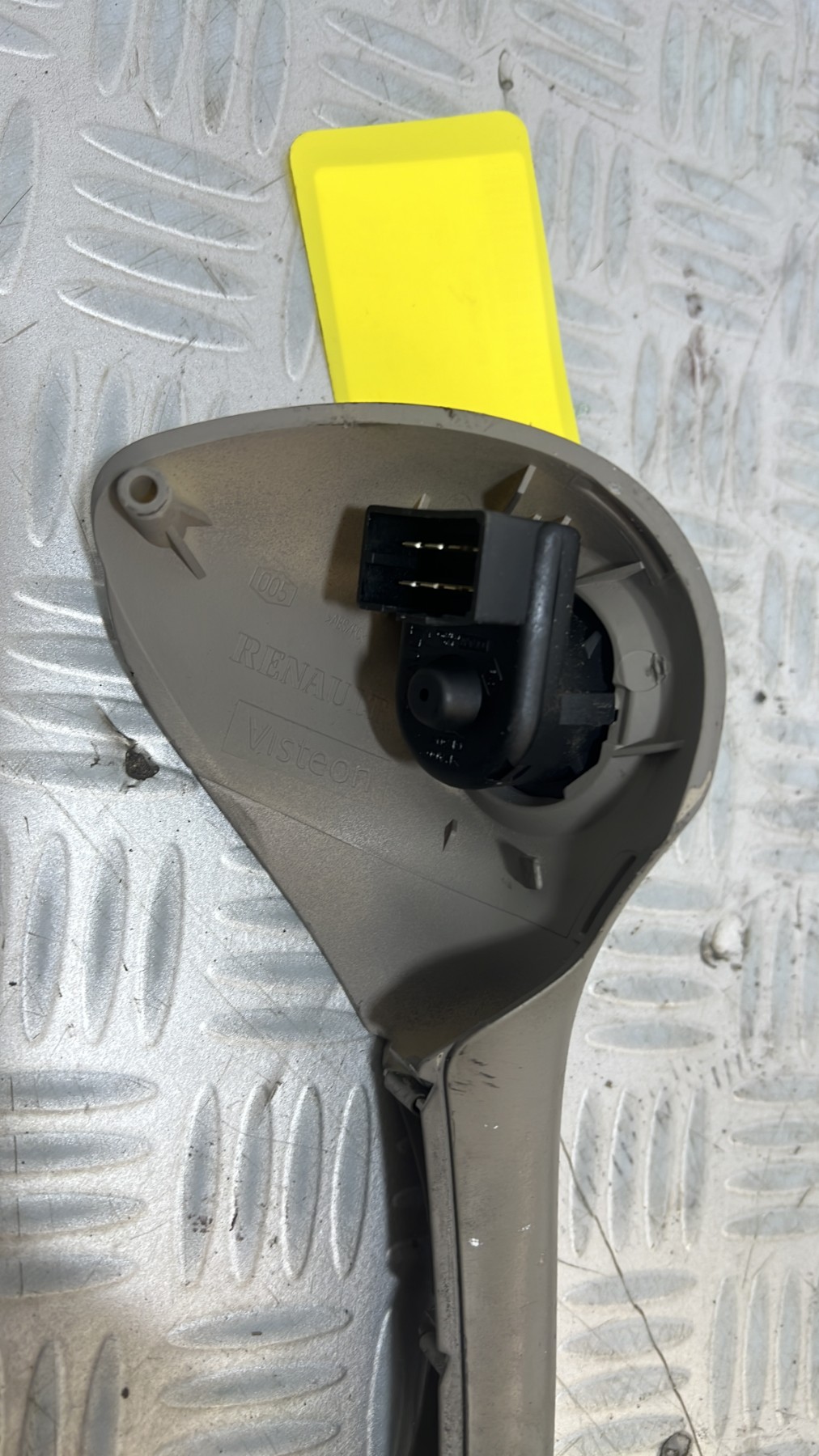 Commande retroviseurs RENAULT CLIO 3 PHASE 1 – 8200316977