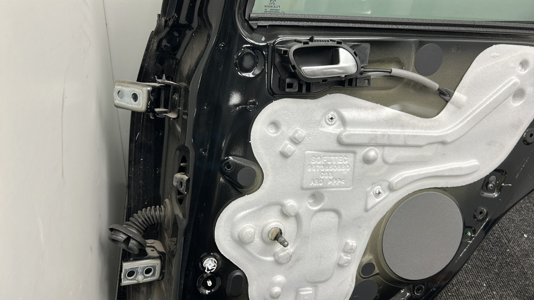 Porte arriere droit PEUGEOT 208 1 PHASE 2 – 9671907480