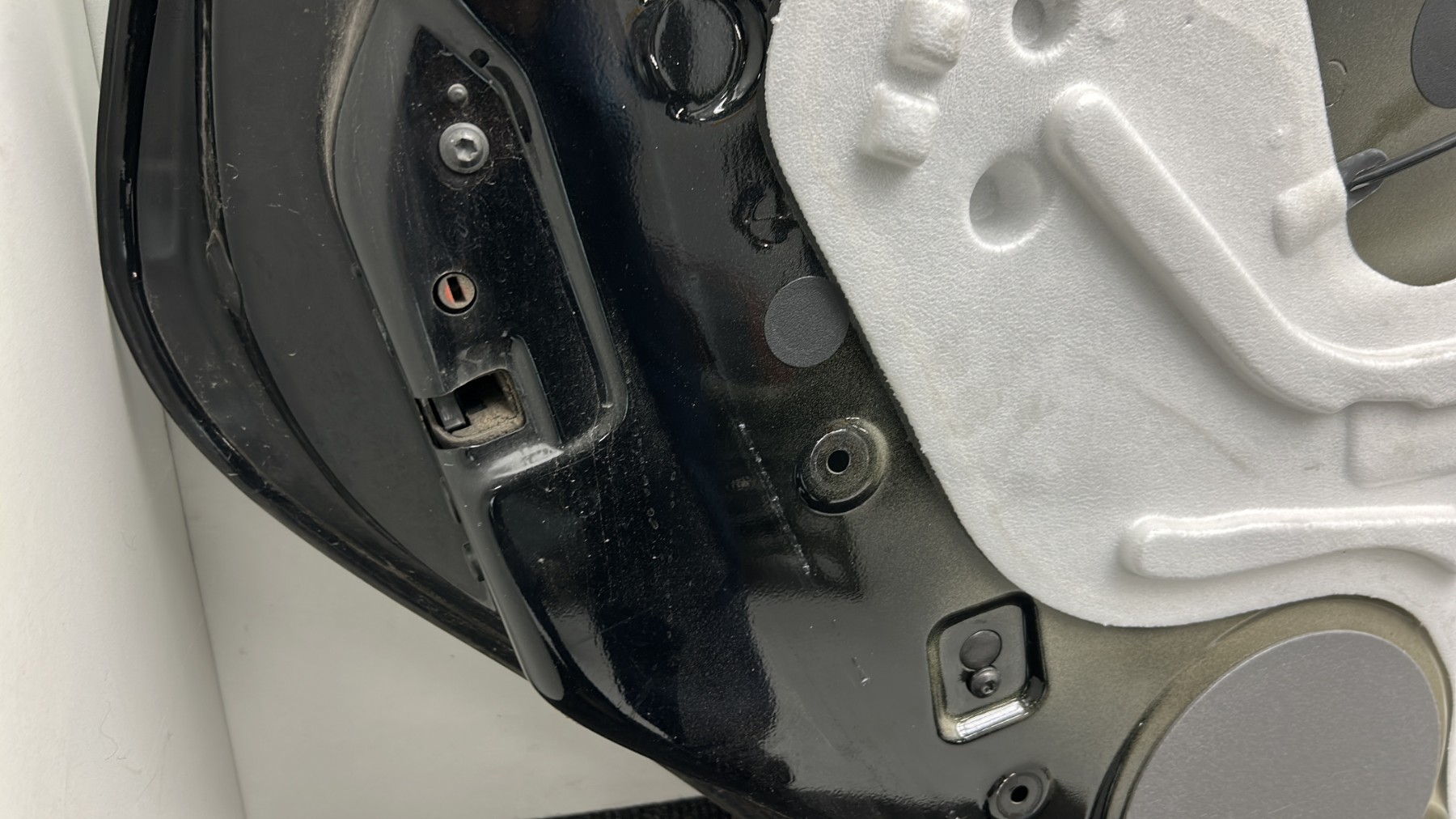 Porte arriere gauche PEUGEOT 208 1 PHASE 2 – 9671907580