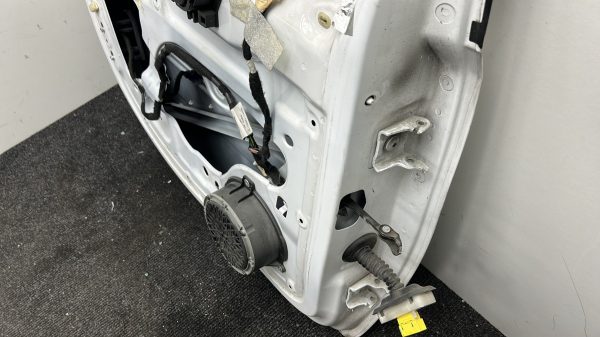 Porte avant gauche PEUGEOT PARTNER 2 PHASE 3 – 9002Z3