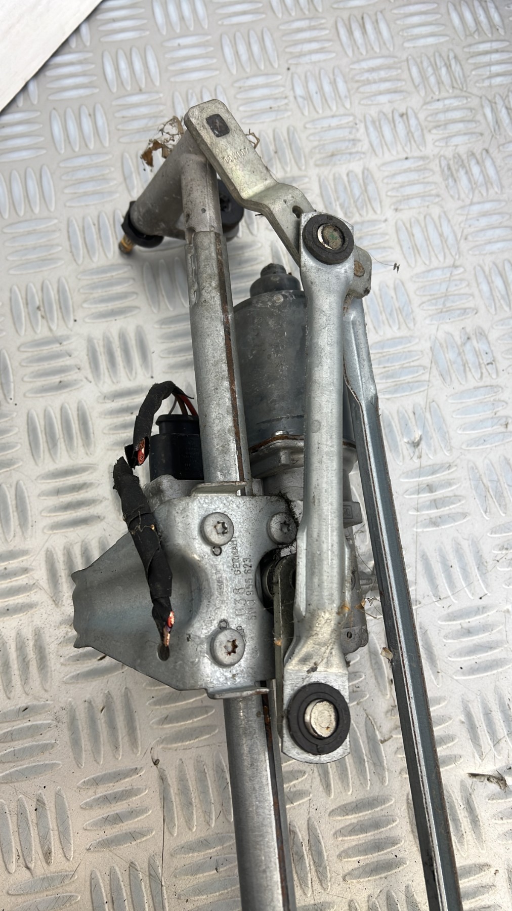 Moteur essuie glace avant VOLKSWAGEN TIGUAN 1 PHASE 1 – 5N1955119