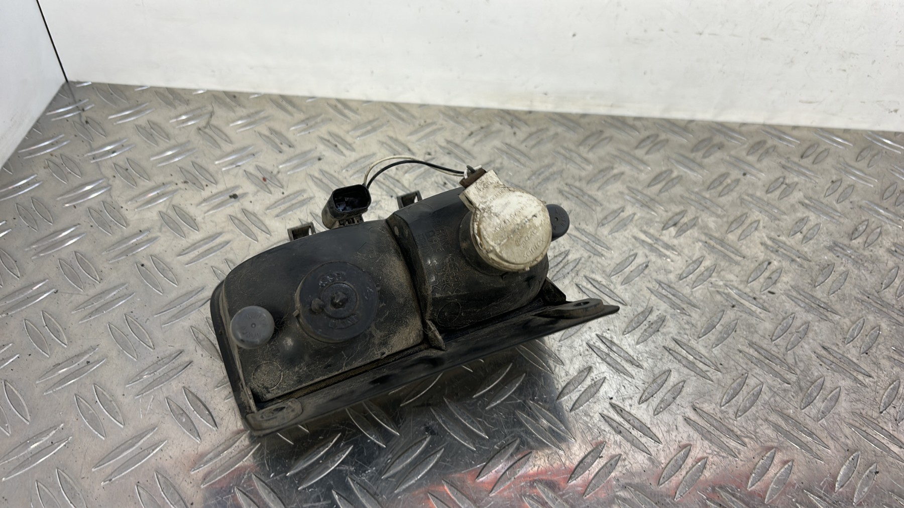 Anti brouillard arriere droit RENAULT TRAFIC 2 PHASE 2 – 4412787