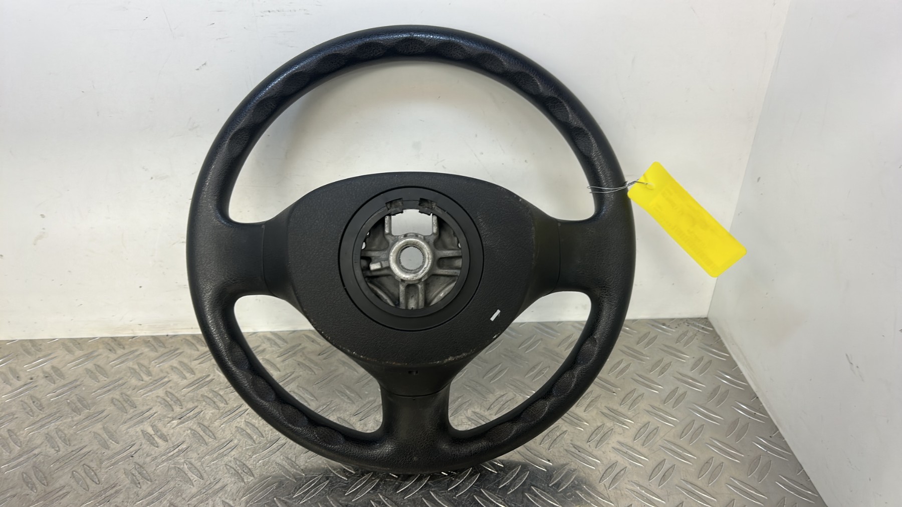 Volant PEUGEOT 207 PHASE 1 – 4109LP