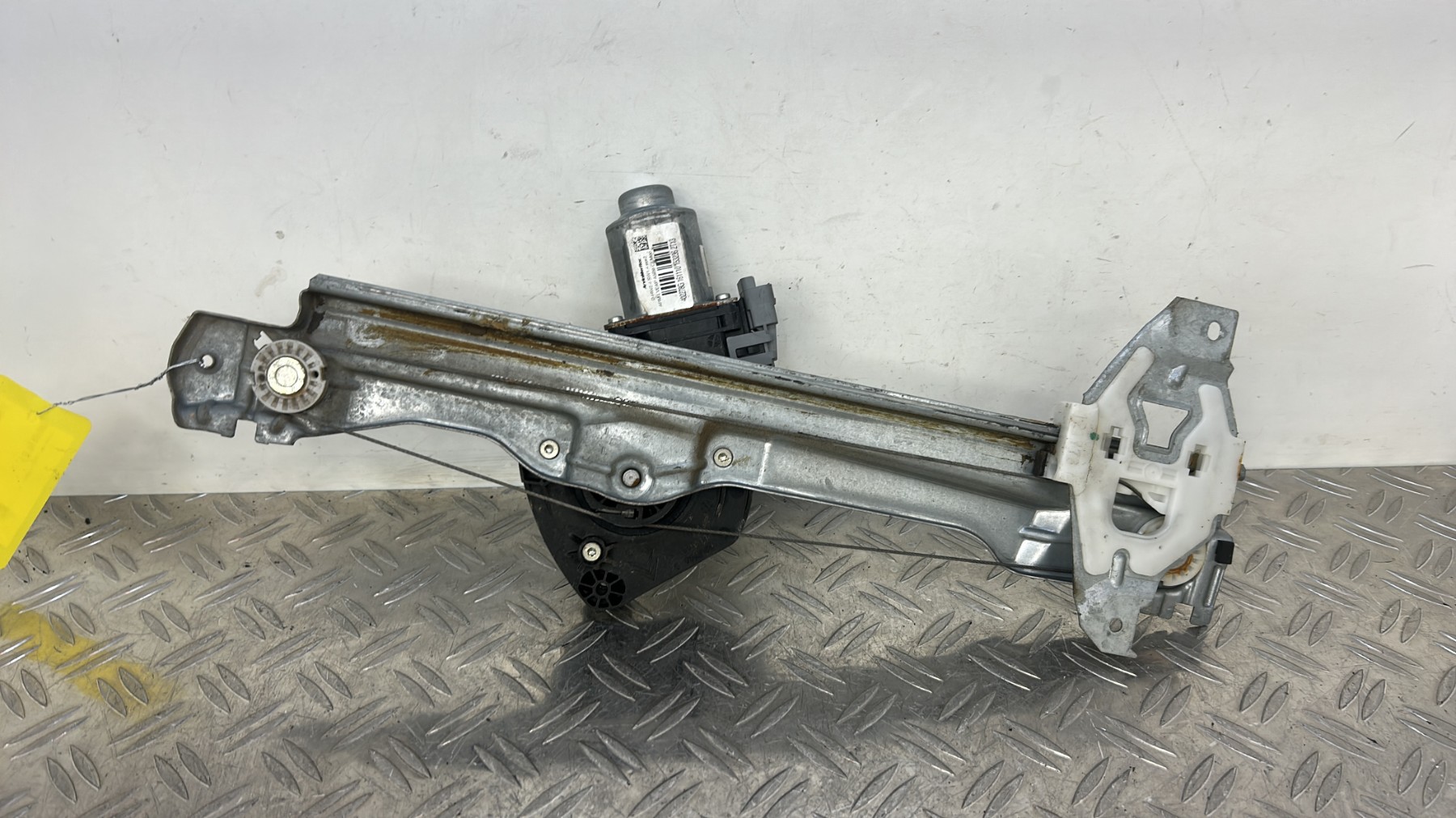 Leve vitre electrique arriere droit CITROEN C4 – 121796ARD
