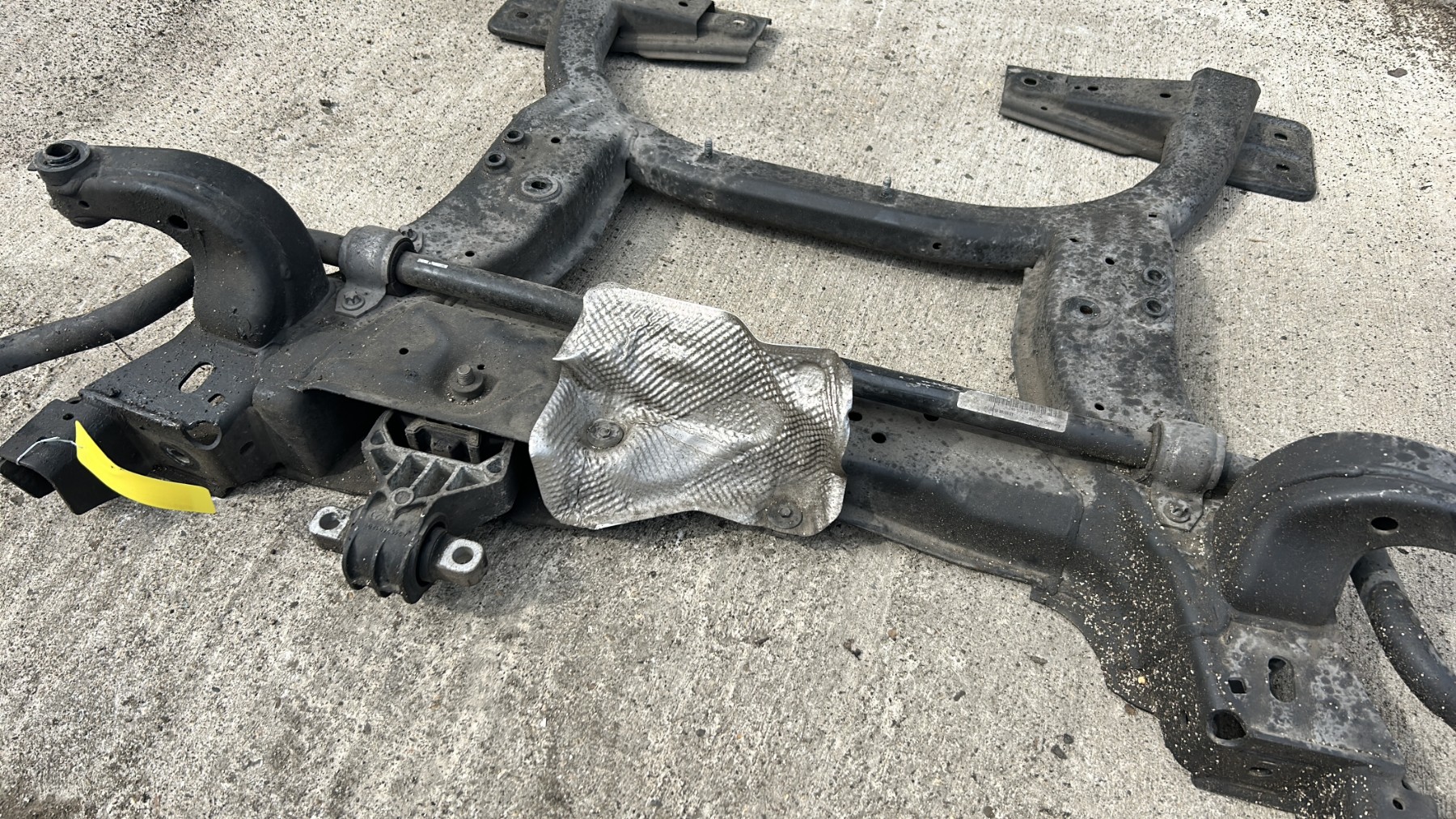 Berceau avant MERCEDES CLASSE A 176 PHASE 2 – A2466201200