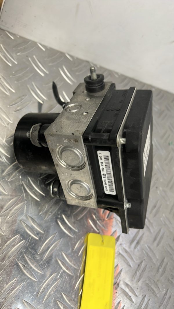 Bloc ABS (freins anti-blocage) VOLKSWAGEN POLO 5 PHASE 1 – 6R0907379