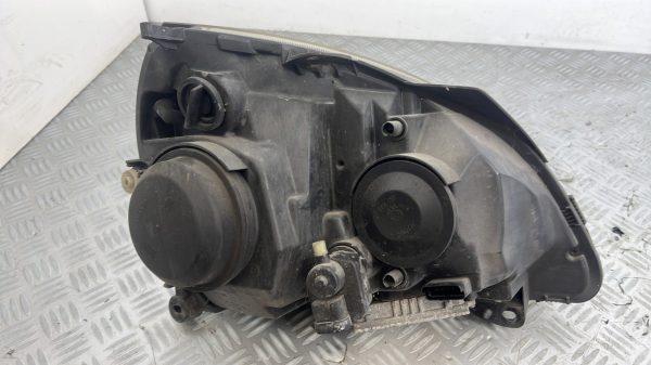Optique avant principal gauche (feux)(phare) RENAULT CLIO 2 PHASE 2 – 15601900