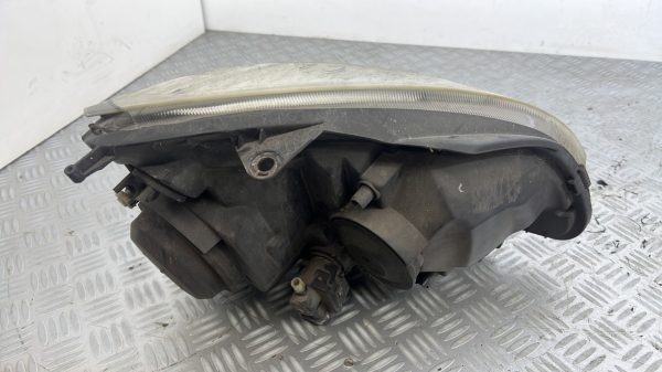 Optique avant principal gauche (feux)(phare) RENAULT CLIO 2 PHASE 2 – 15601900