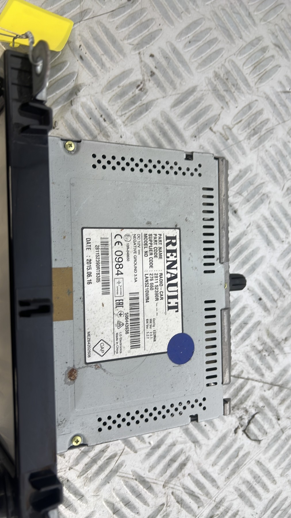 Ecran GPS RENAULT CLIO 4 PHASE 1 – 281152390R