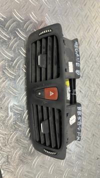Aerateur tableau de bord RENAULT MEGANE 3 PHASE 1 – 682600016R