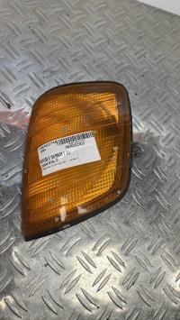 Optique avant secondaire droit (feux)(clignotant) MERCEDES CLASSE E 124 PHASE 2 – 42704R6