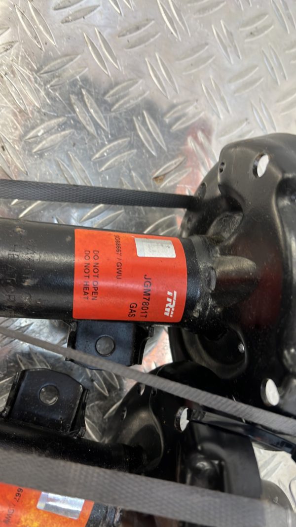Amortisseurs avant RENAULT MEGANE 2 PHASE 2 – JGM7801T