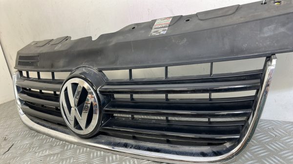 Calandre VOLKSWAGEN TRANSPORTER 5 PHASE 1 – 7H5807101