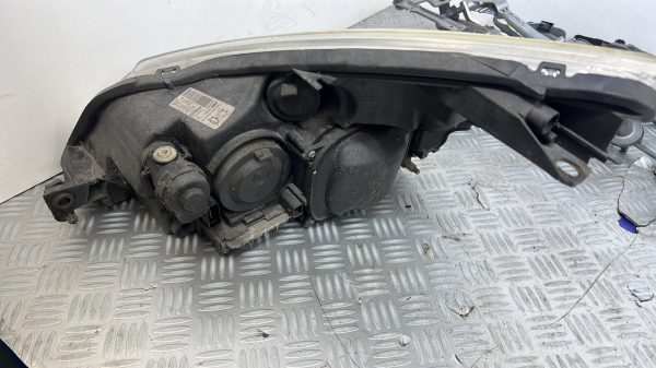 Optique avant principal droit (feux)(phare) RENAULT ESPACE 4 PHASE 2 – 8200394707