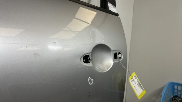 Porte avant gauche RENAULT CLIO 4 PHASE 1 – 801017896R