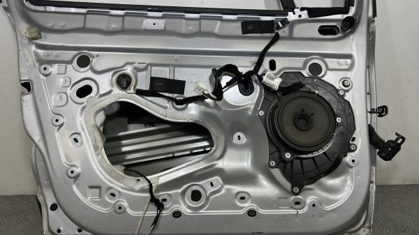 Porte avant gauche RENAULT CLIO 4 PHASE 1 – 801017896R