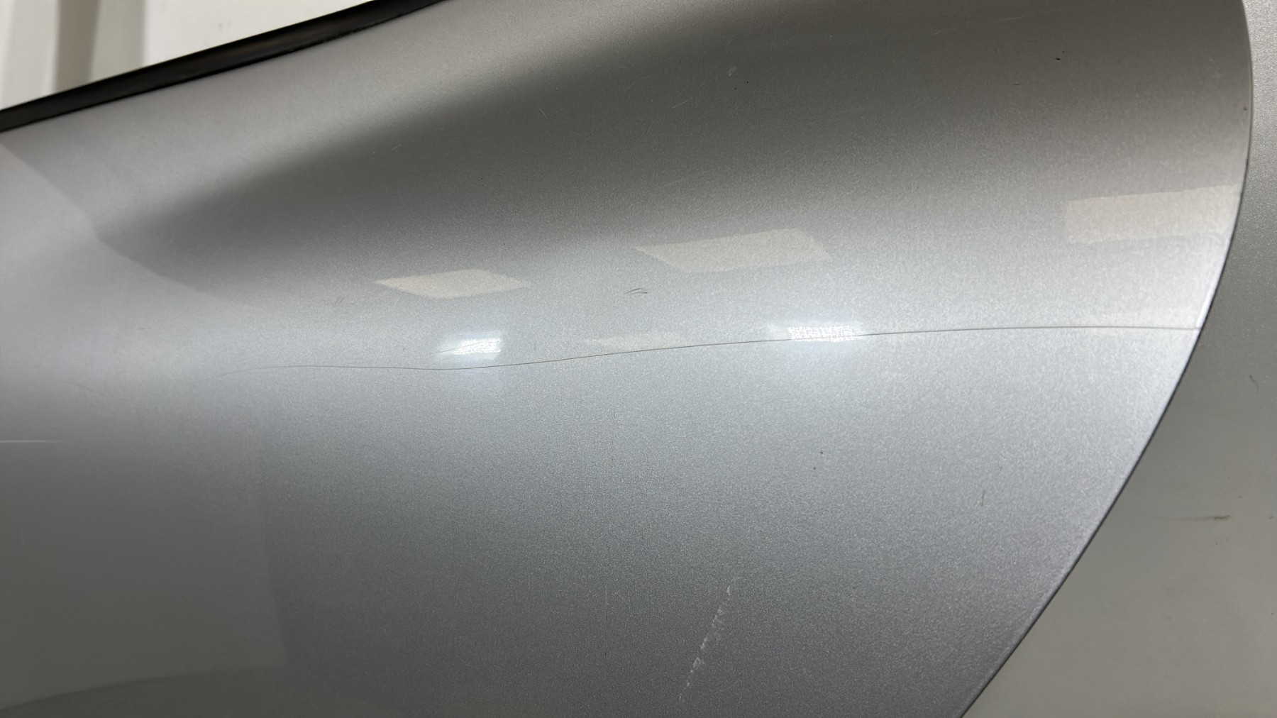 Porte arriere gauche RENAULT CLIO 4 PHASE 1 – 821012089R