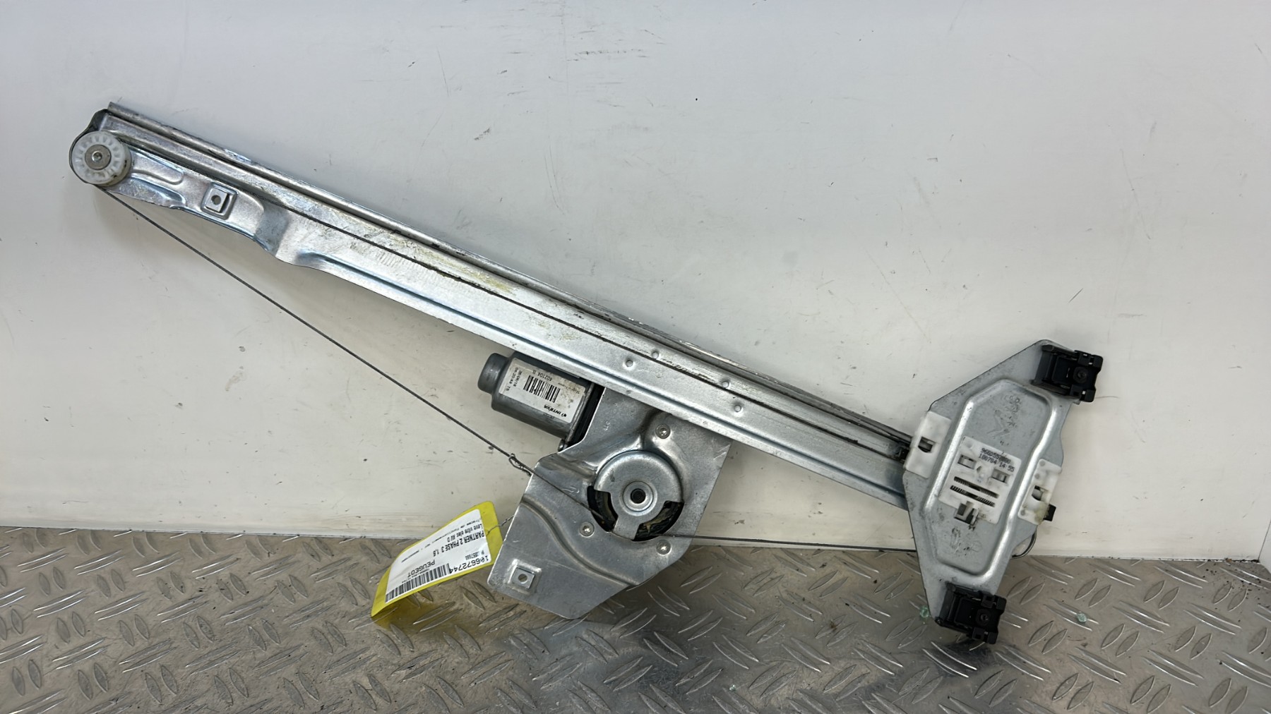 Leve vitre electrique avant droit