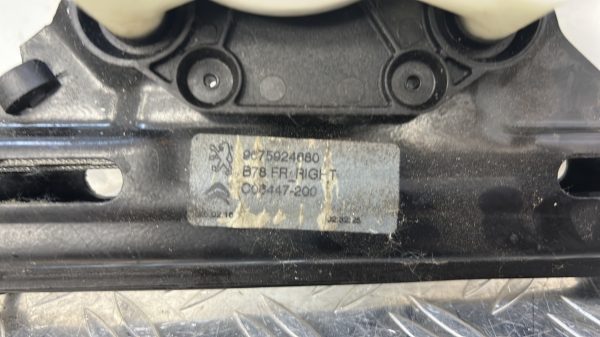 Leve vitre electrique avant droit CITROEN C4 GRAND SPACETOURER – 9675924680