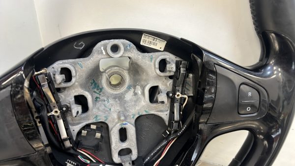 Volant RENAULT CLIO 4 PHASE 1 – 985105453r