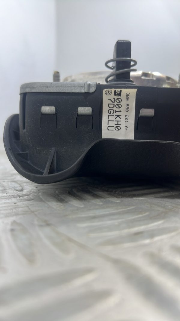 Air bag conducteur VOLKSWAGEN GOLF 4 – 3b0880201ah