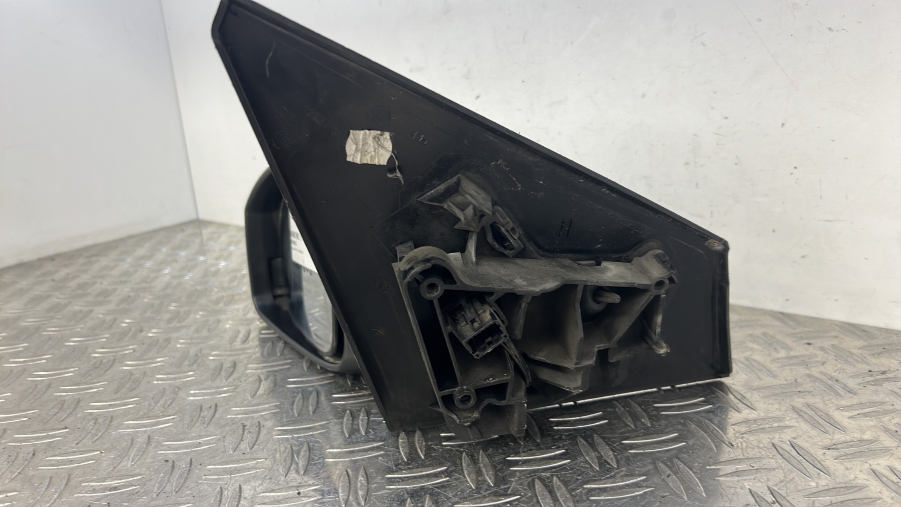 Retroviseur gauche RENAULT MEGANE 3 PHASE 1 – 963020180R