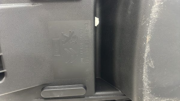 Console central (interieur plastique) CITROEN C4 PICASSO 2 PHASE 1 – 9677314177