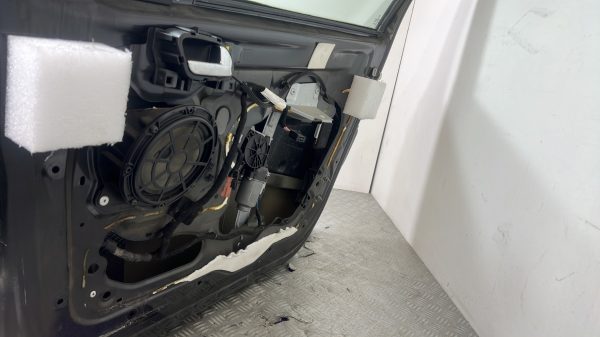 Porte avant droit PEUGEOT 207 PHASE 1 – 00009004X8