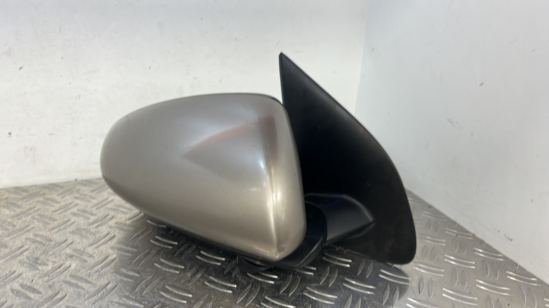 Retroviseur droit NISSAN QASHQAI 1 PHASE 1 – 96301BR72A