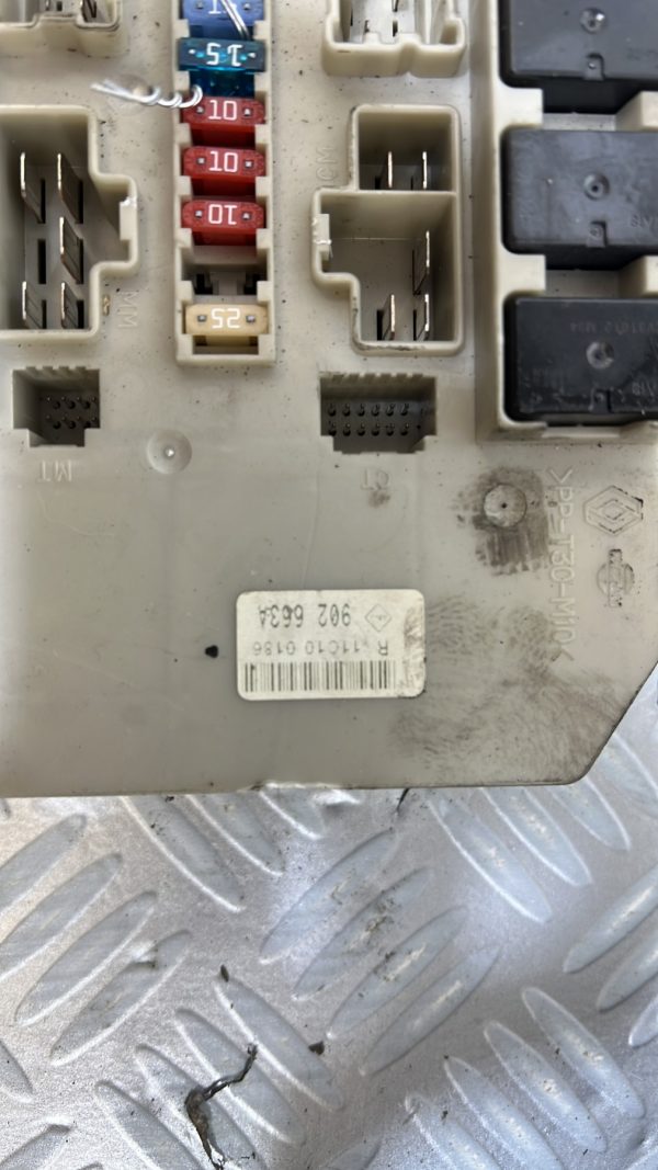 Boitier servitude moteur (BSM) RENAULT MODUS PHASE 1 – 902663a