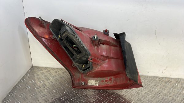 Feu arriere principal droit (feux) PEUGEOT 407 PHASE 1 BREAK – 6351T3