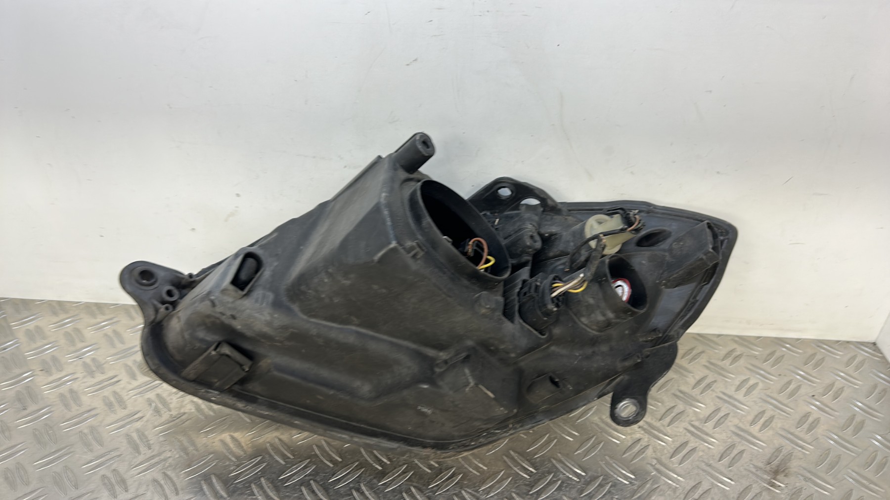 Optique avant principal droit (feux)(phare) SKODA FABIA 2 PHASE 1 – 24783200R