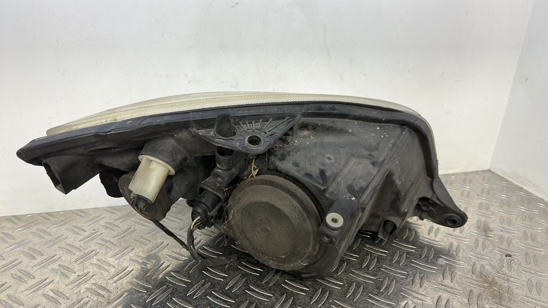 Optique avant principal gauche (feux)(phare) SKODA FABIA 2 PHASE 1 – 24783100L
