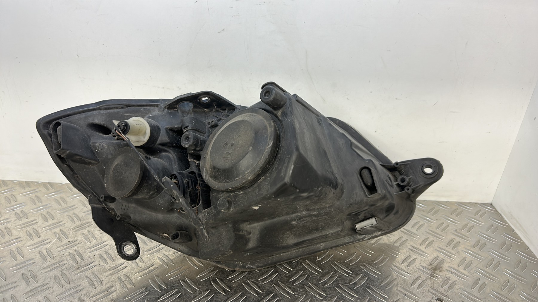 Optique avant principal gauche (feux)(phare) SKODA FABIA 2 PHASE 1 – 24783100L