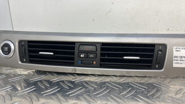 Aerateur tableau de bord BMW SERIE 3 E90 PHASE 1 – 52850610