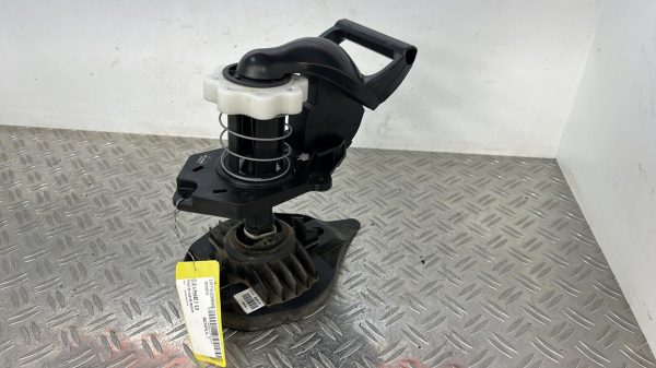 Treuil de roue de secours RENAULT CLIO 4 PHASE 2 – 8200269378