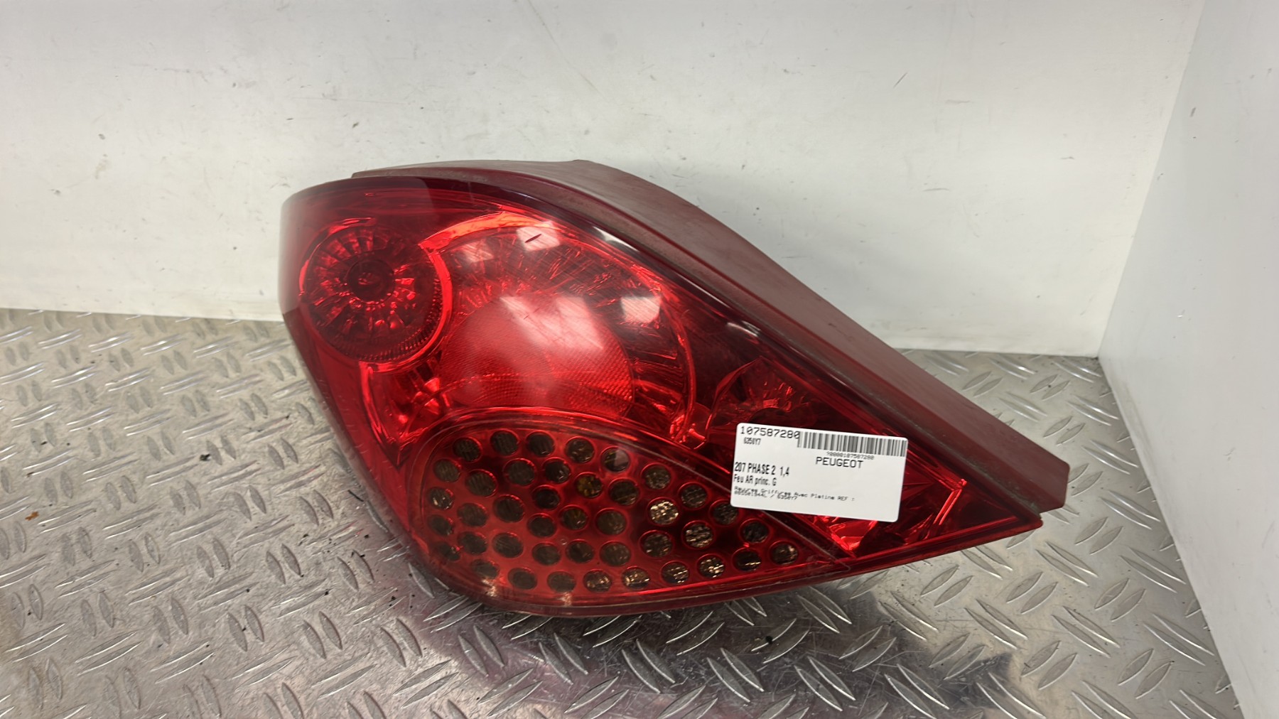 Feu arriere principal gauche (feux) PEUGEOT 207 PHASE 2 – 6350Y7