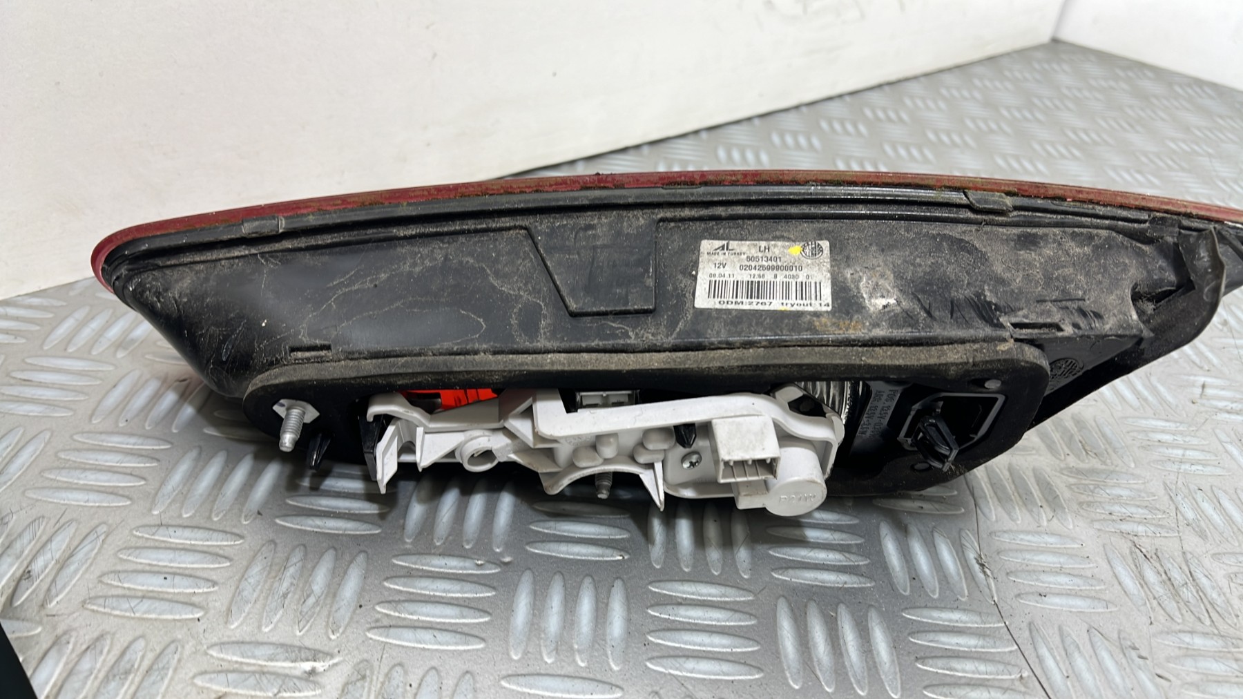 Feu arriere secondaire gauche (feux) ALFA ROMEO GIULIETTA 2 PHASE 1 – 50513401