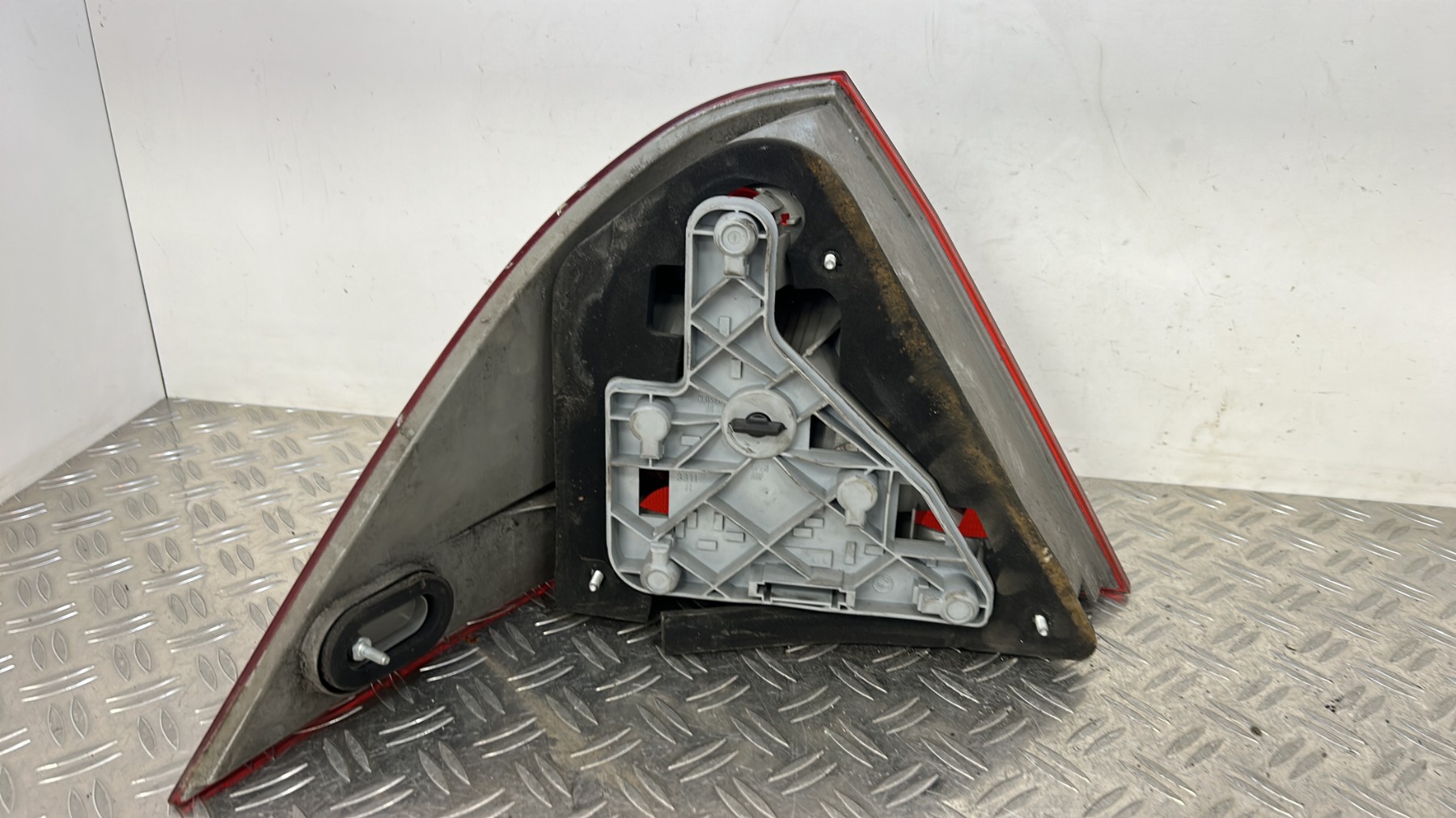 Feu arriere principal droit (feux) MERCEDES CLASSE C 203 PHASE 1 – A2038200264