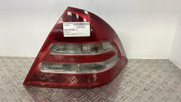 Feu arriere principal droit (feux) MERCEDES CLASSE C 203 PHASE 1 – A2038200264