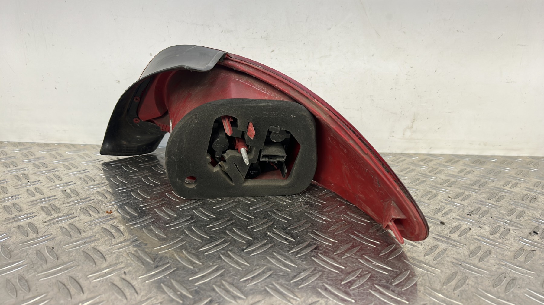 Feu arriere principal gauche (feux) PEUGEOT 206+ – 9685618280