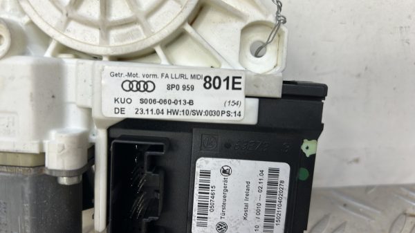 Moteur leve vitre avant gauche AUDI A3 2 SPORTBACK PHASE 1 – 8P0959801E