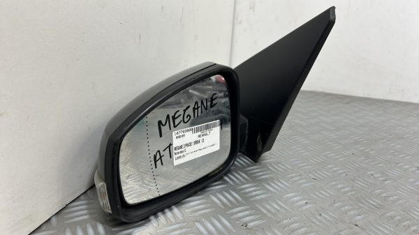 Retroviseur gauche RENAULT MEGANE 3 PHASE 1 BREAK – 963020181R