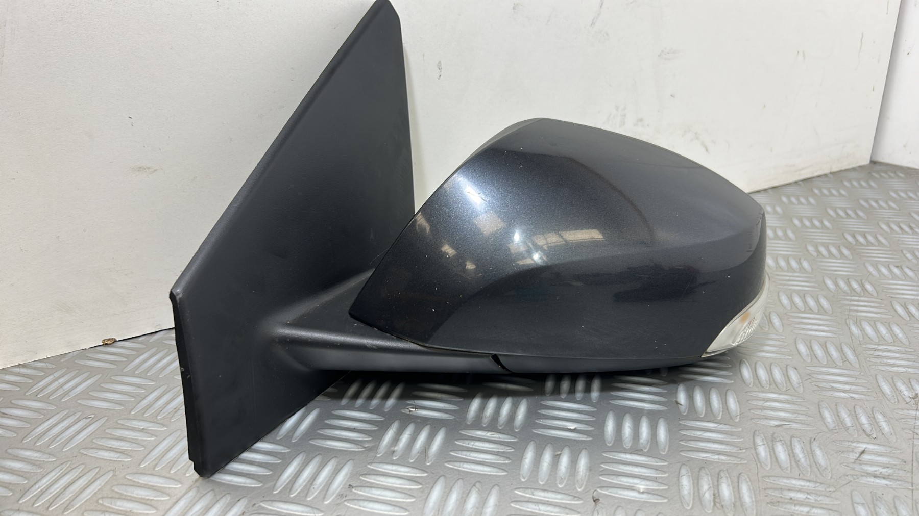 Retroviseur gauche RENAULT MEGANE 3 PHASE 1 BREAK – 963020181R