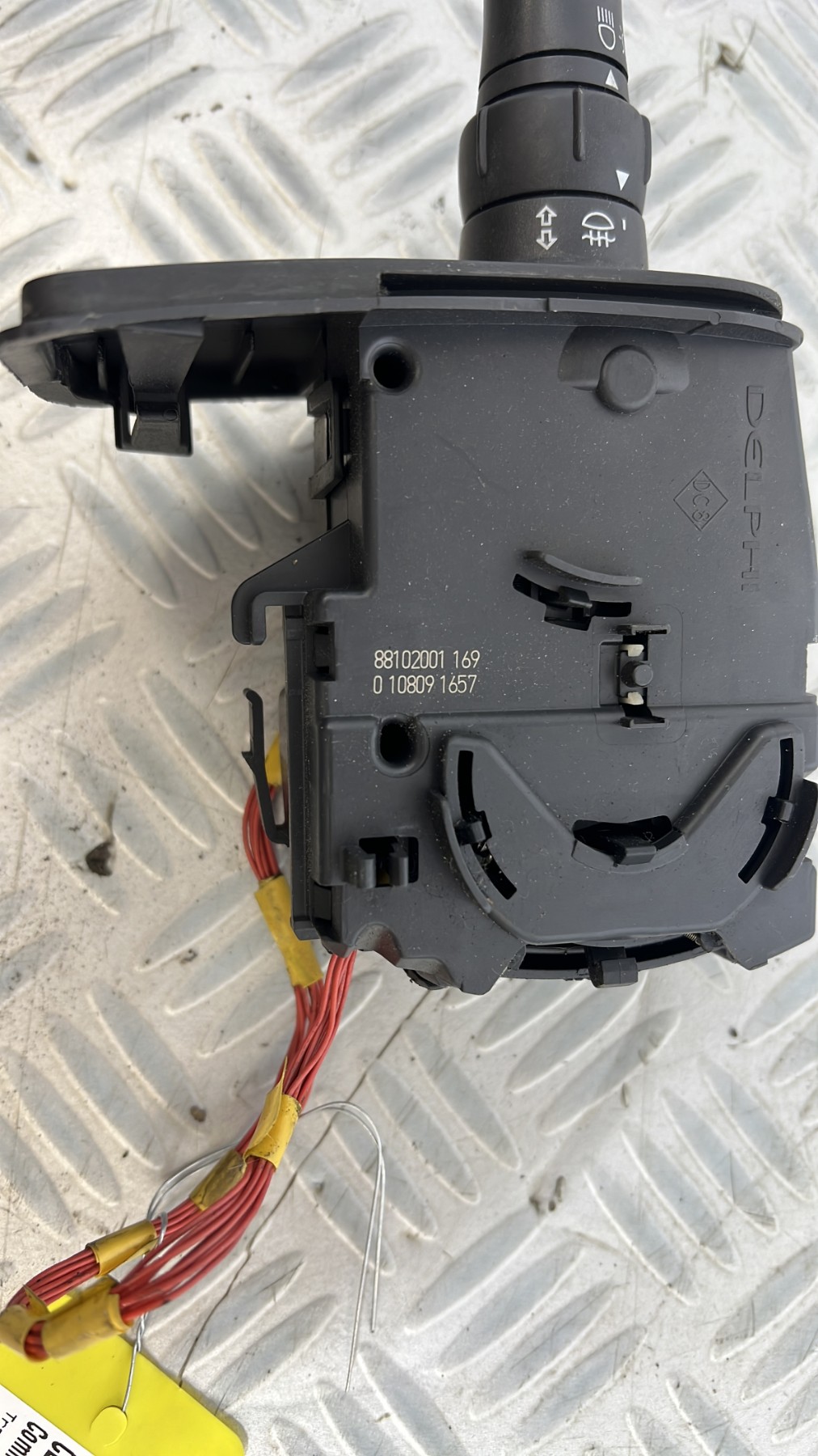 Commodo phare RENAULT CLIO 3 PHASE 1 – 88102001