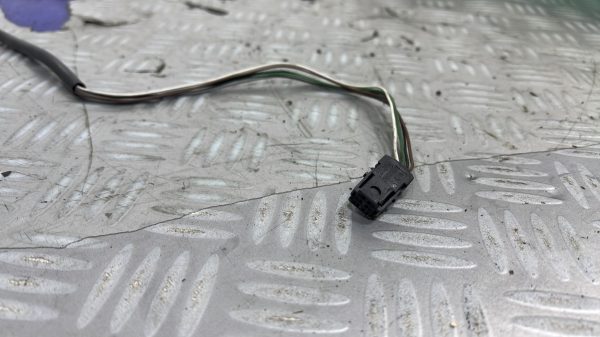 Retroviseur gauche PEUGEOT 307 PHASE 2 – 8149AW